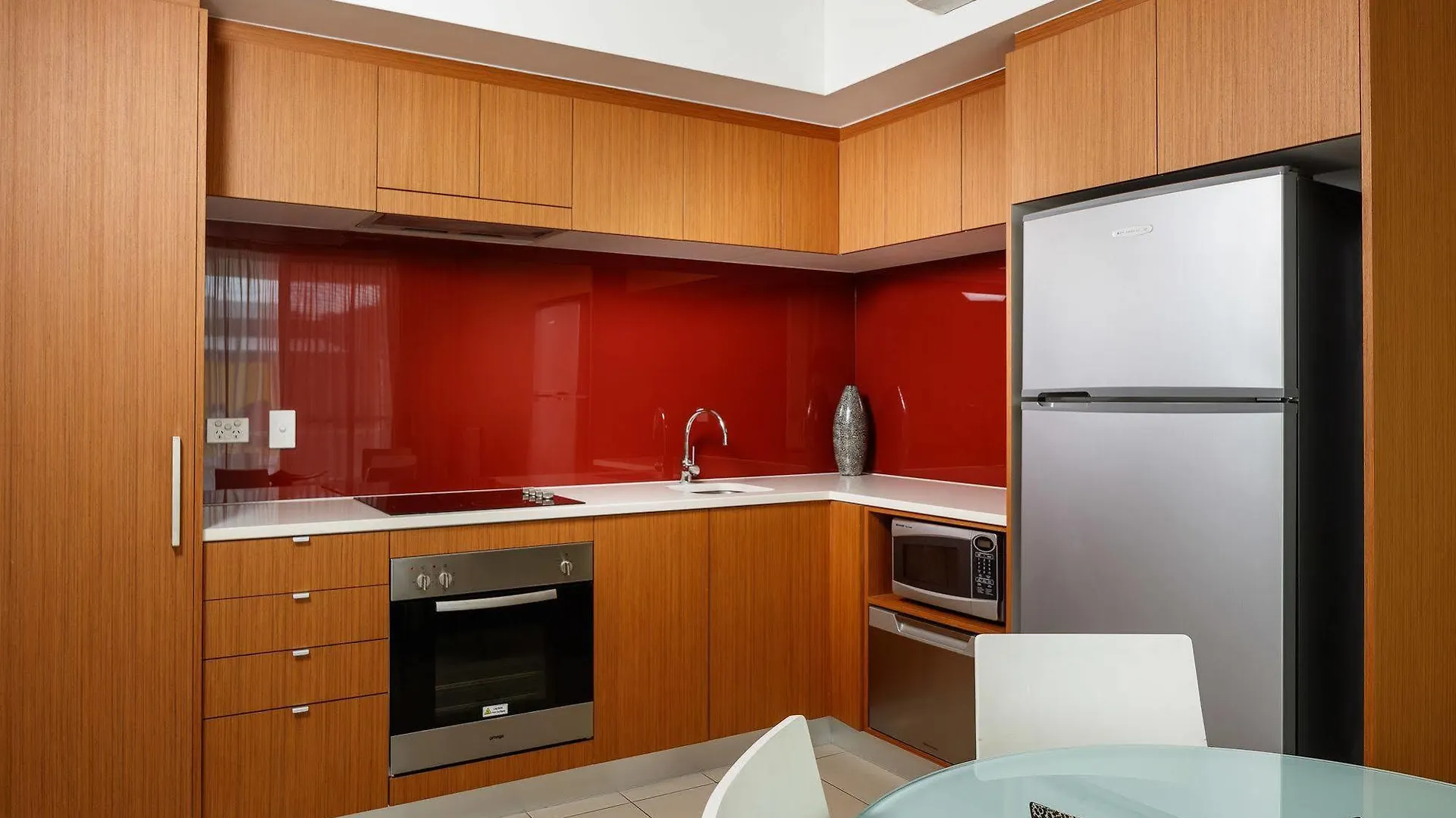 Central Holborn Apartments Townsville Aparthotel